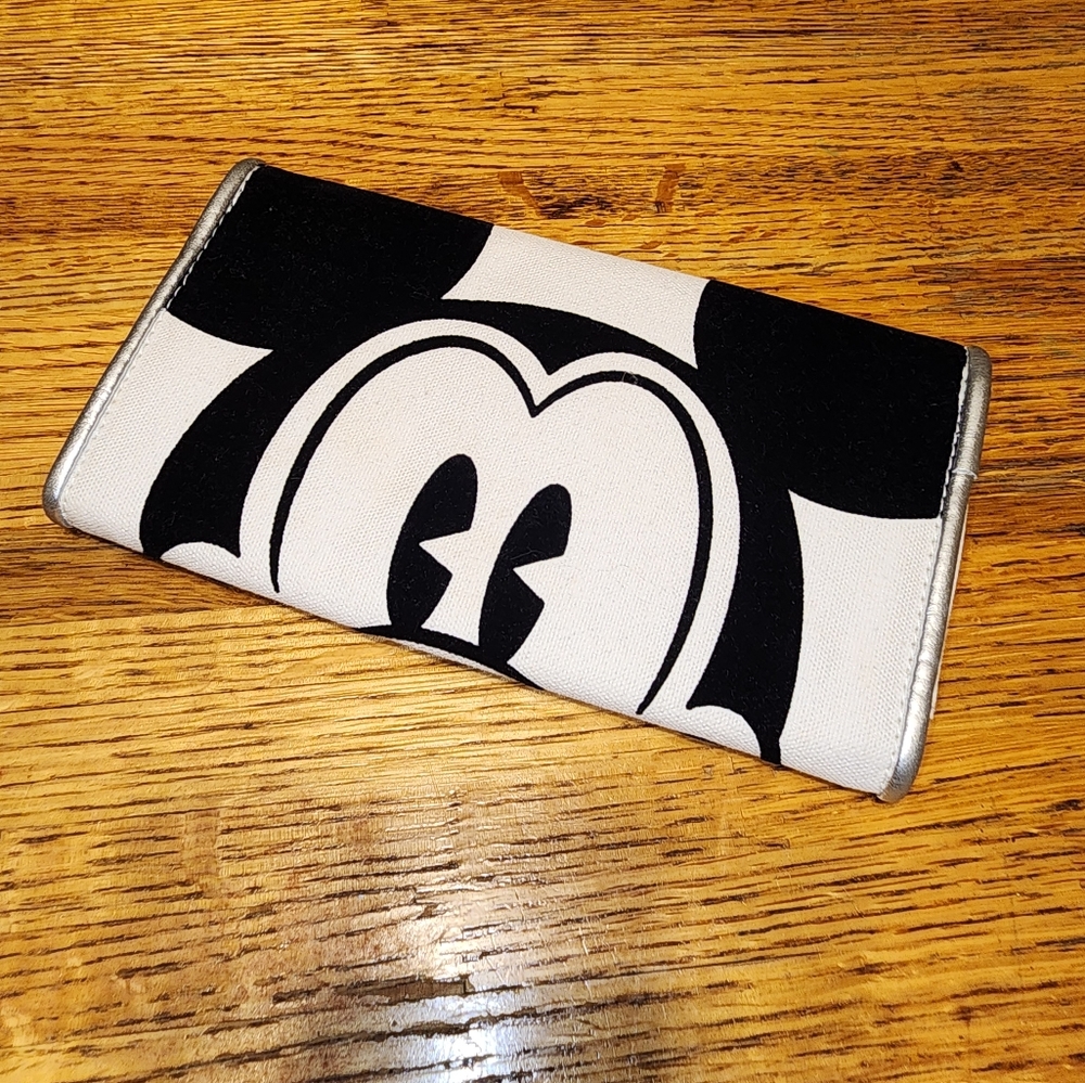 Disney mickey mouse wallet